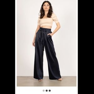 NAVY SATIN WIDE LEG PANTS